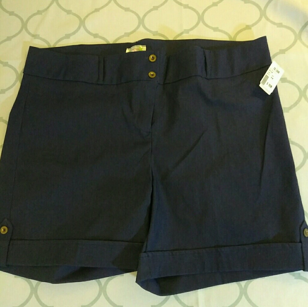 Women's plus shorts
